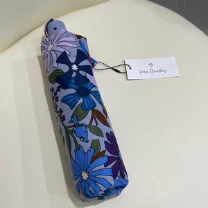 Vera Bradley Gray/Purple/Green Floral Print UMBRELLA